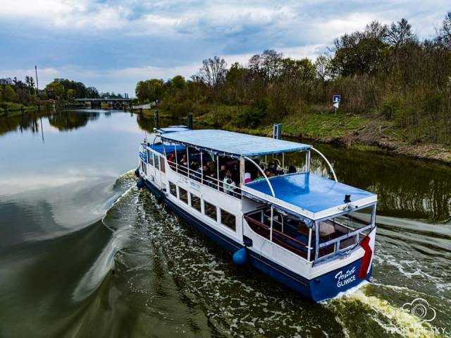 Rejs statkiem z Kędzierzyna-Koźla do Gliwic, z dojazdem autokarem do Kędzierzyna